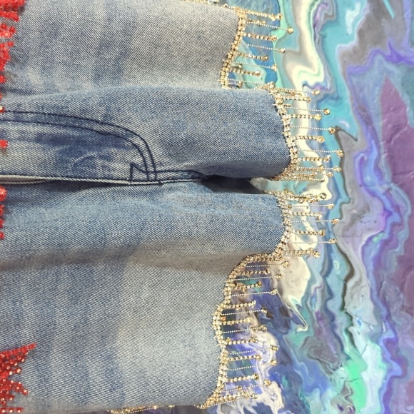 Shorts and sequence top - Picture 2 of 4